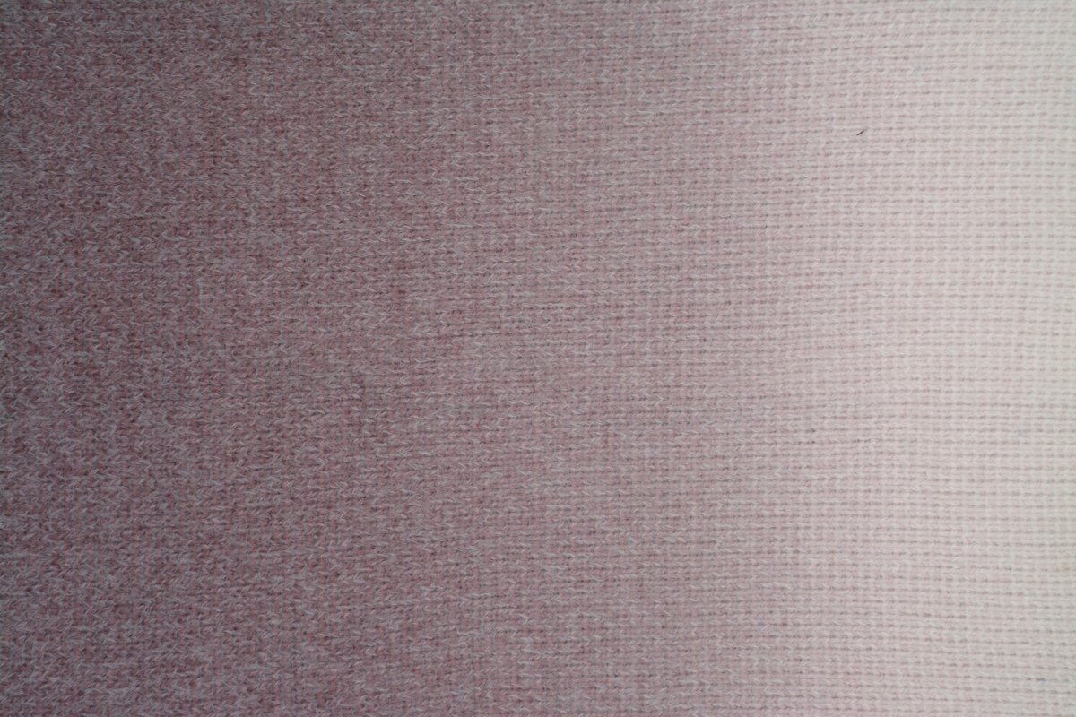 Círculo Marfim - Soft Gradient Yarn with Cashmere Touch (200g) - Leo Hobby